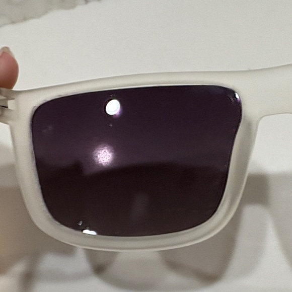 Kenneth Cole Gray Sunglasses main image 4